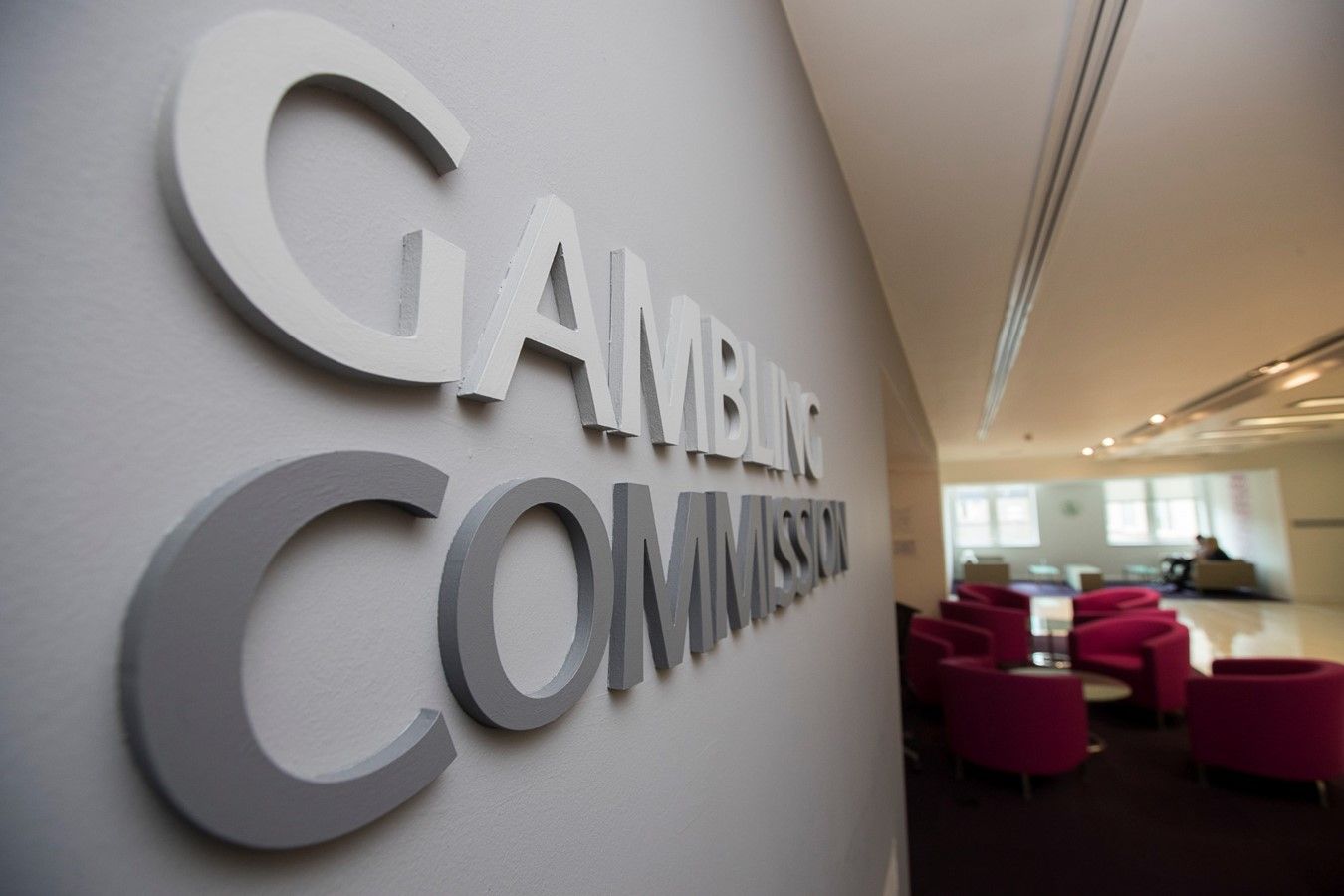 Stakelogic to Pay £122,835 Over UK Slot Timing Breaches