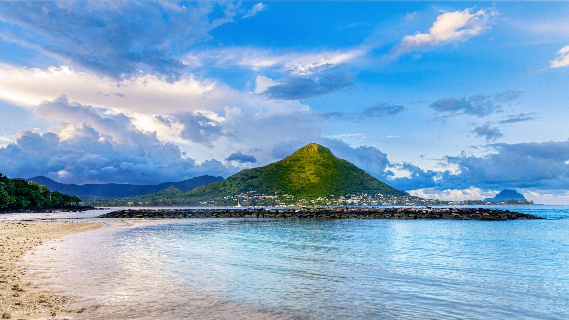 Mauritius Budget Abolishes Hotel Casino Licence and Expands Casino Tax Monitoring