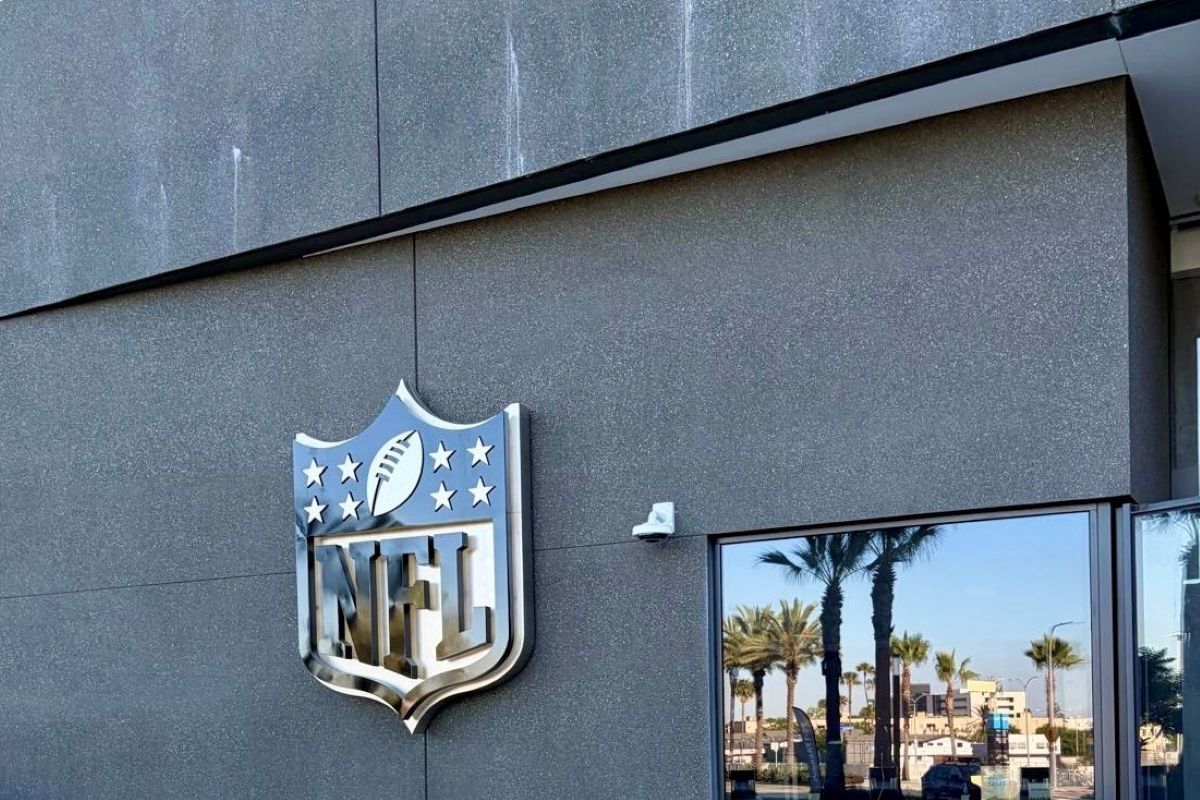 NFL Suspends Cardinals Scouting Director Over Gambling Violations